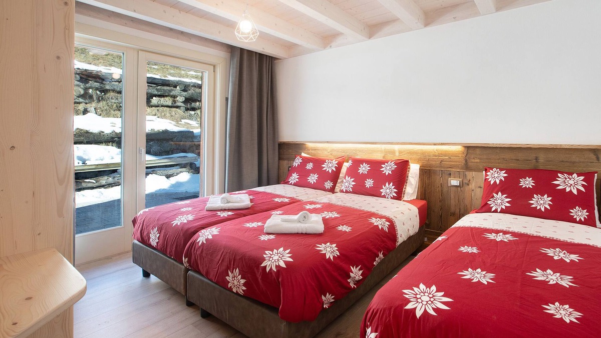 Trepalle Apartment | Apartment 'Bait Da Grachi' with Mountain View, Private Terrace and Wi-Fi