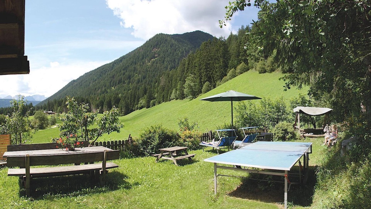 Prateria Apartment | Apartment “Bauernsuite - Örlerhof” with Mountain View, Wi-Fi, Garden & Terrace
