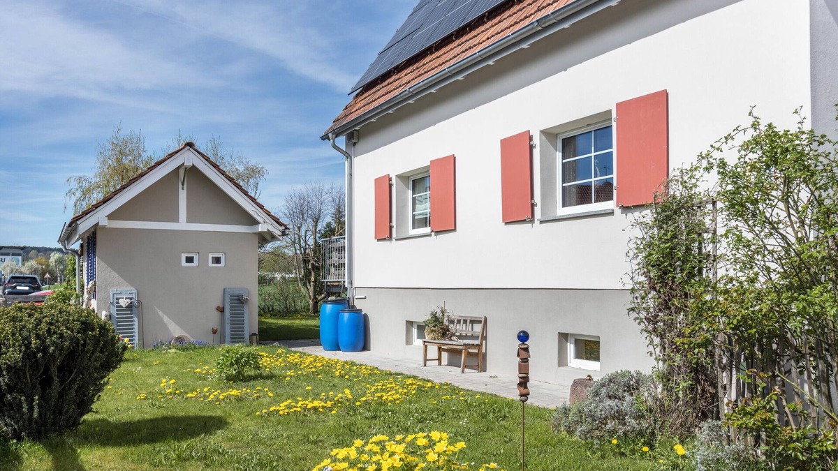 Huefingen Apartment | Apartment 'Behagliche Wohnung Hüfingen' with Wi-Fi