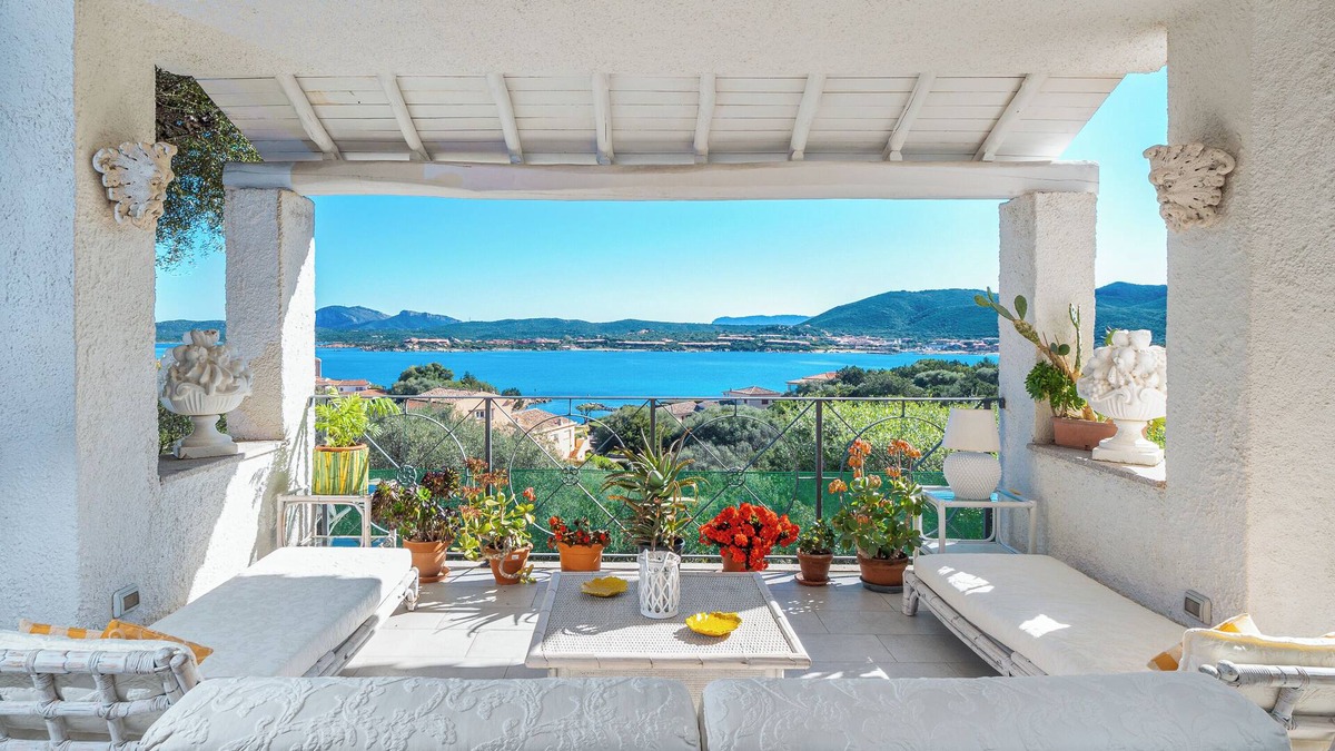 Golfo di Marinella House | Apartment 'Bella Vista Marinella 1' with sea view, terrace, air conditioning and Wi-Fi