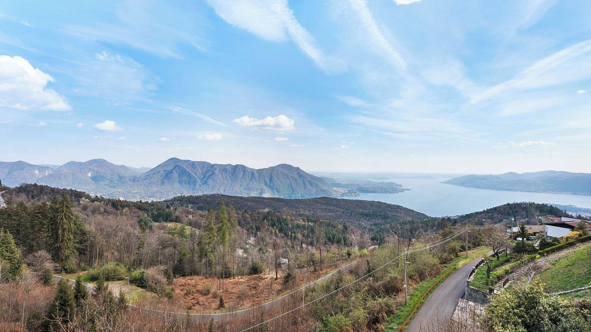 Premeno Apartment | Apartment Bella Vista with Lake View, Garden & Wi-Fi