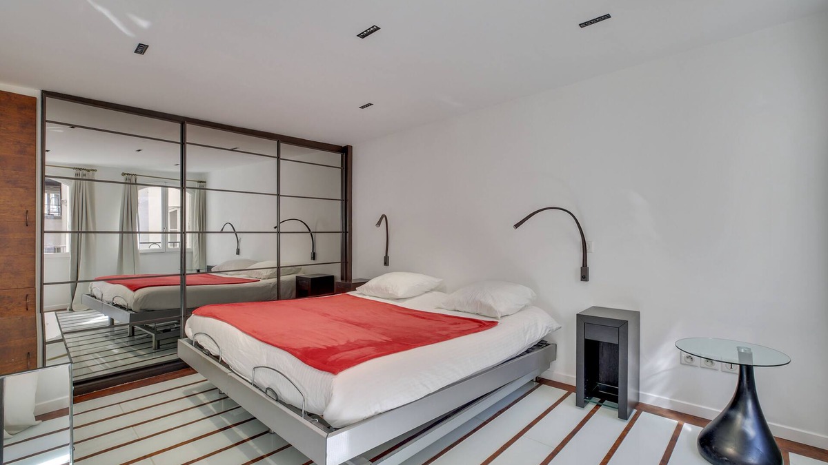 Quartier de la Place-Vendome Apartment | Apartment between Place Vendôme and Place de la Concorde.