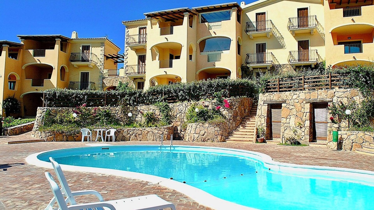 Pittulongu Apartment | Apartment “Bia de Bados B4” with Wi-Fi and Shared Pool