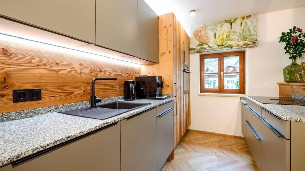 Oeblarn Apartment | Apartment Biddelmann - 1 Schlafzimmer, Bad, Sauna - Thorbäck Gut - Apartments im Schlosserhaus