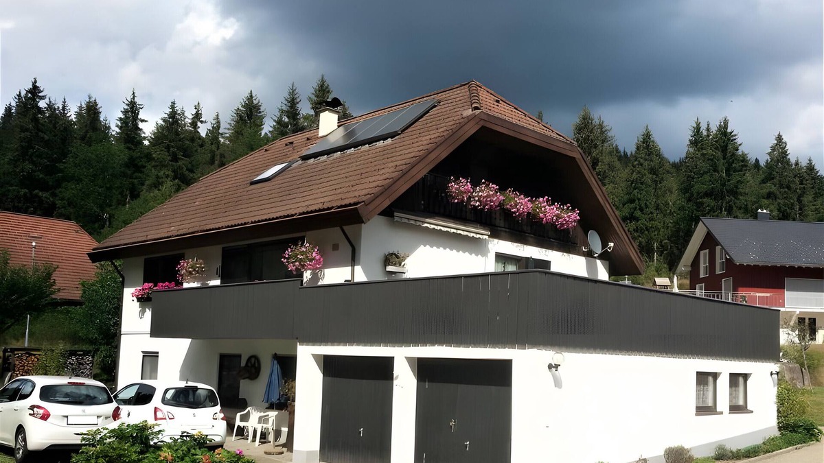 Blasiwald Apartment | Apartment 'Bienek' with Mountain View, Shared Garden and Wi-Fi