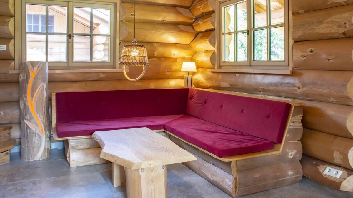Glatten Apartment | Apartment 'Blockhaus Almhütte Hofblick' with Private Terrace, Private Garden and Wi-Fi