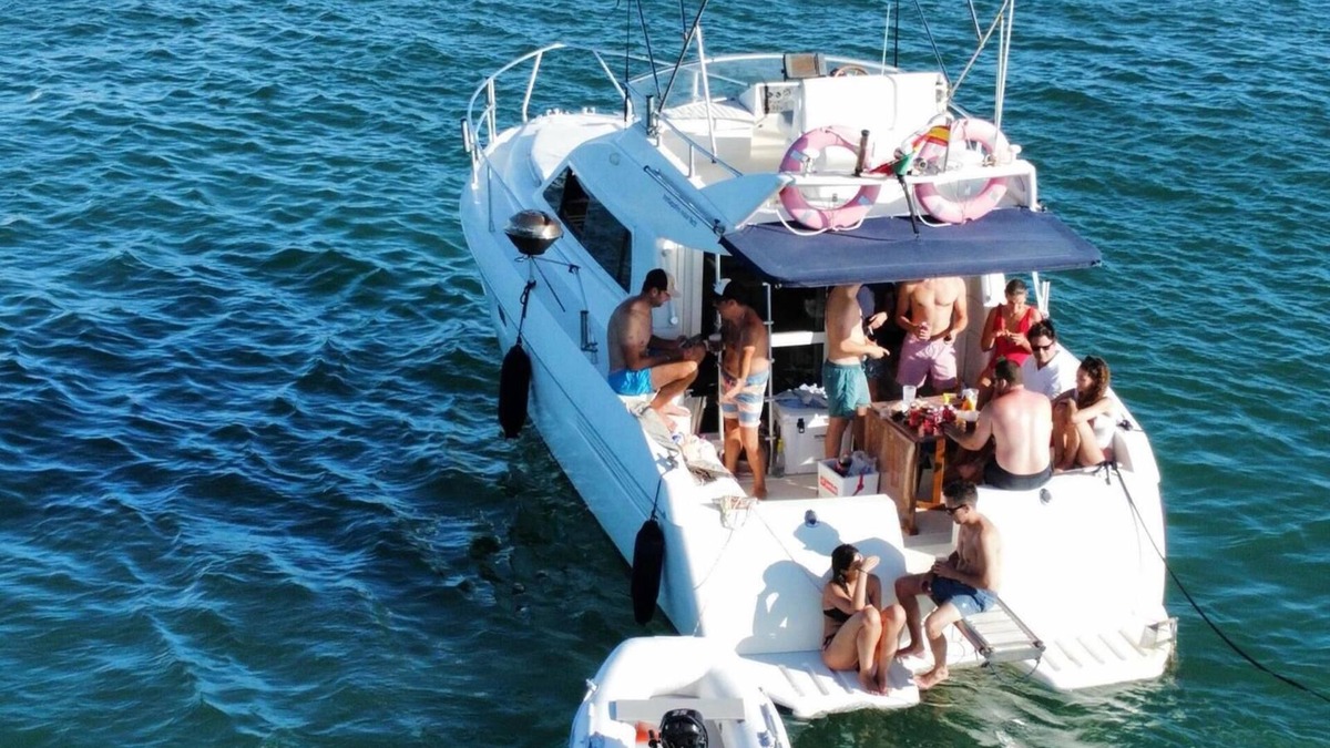 Cartaya Boat Rental | Apartment boat next to the beach