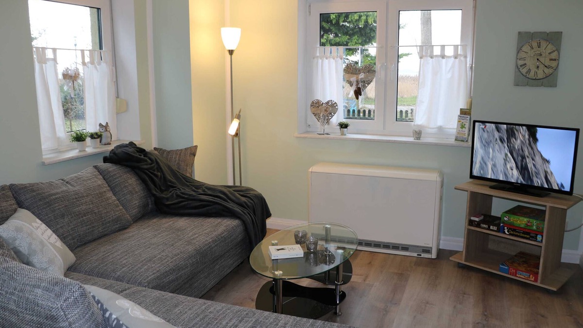 Polchow Apartment | Apartment Bodden - View of the water - Apartments Polchow - directly at the