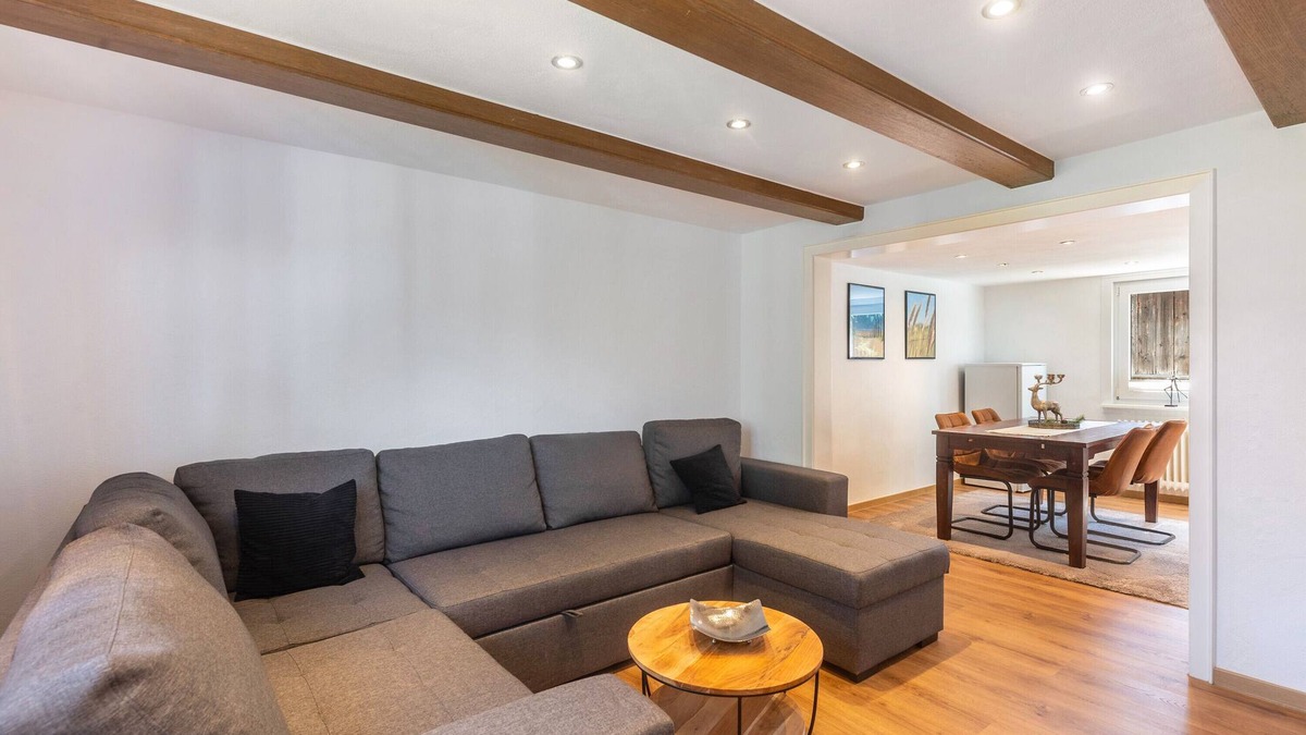 Gellinghausen Apartment | Apartment 'Bödefeld' with Shared Terrace, Private Garden and Wi-Fi