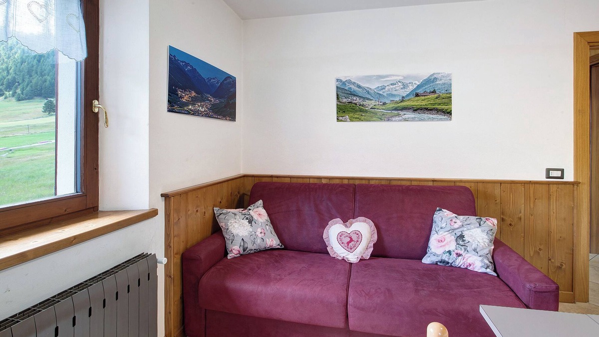 San Rocco Apartment | Apartment "Bormetti Paolo Sara" with Mountain View, Shared Garden & Wi-Fi