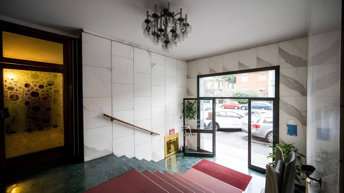 Washington Apartment | Apartment 'Bright and Peaceful Location' with Balcony, Wi-Fi and Air Conditioning