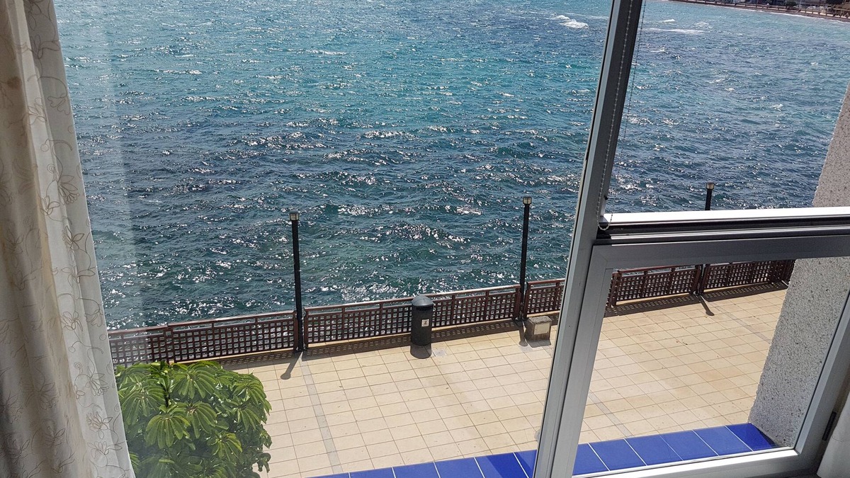 Playa de Arinaga Condo | Apartment BrisaMarCanarias 1st line Sea wifi/Sat Solarium 3 room 2bathroom Views
