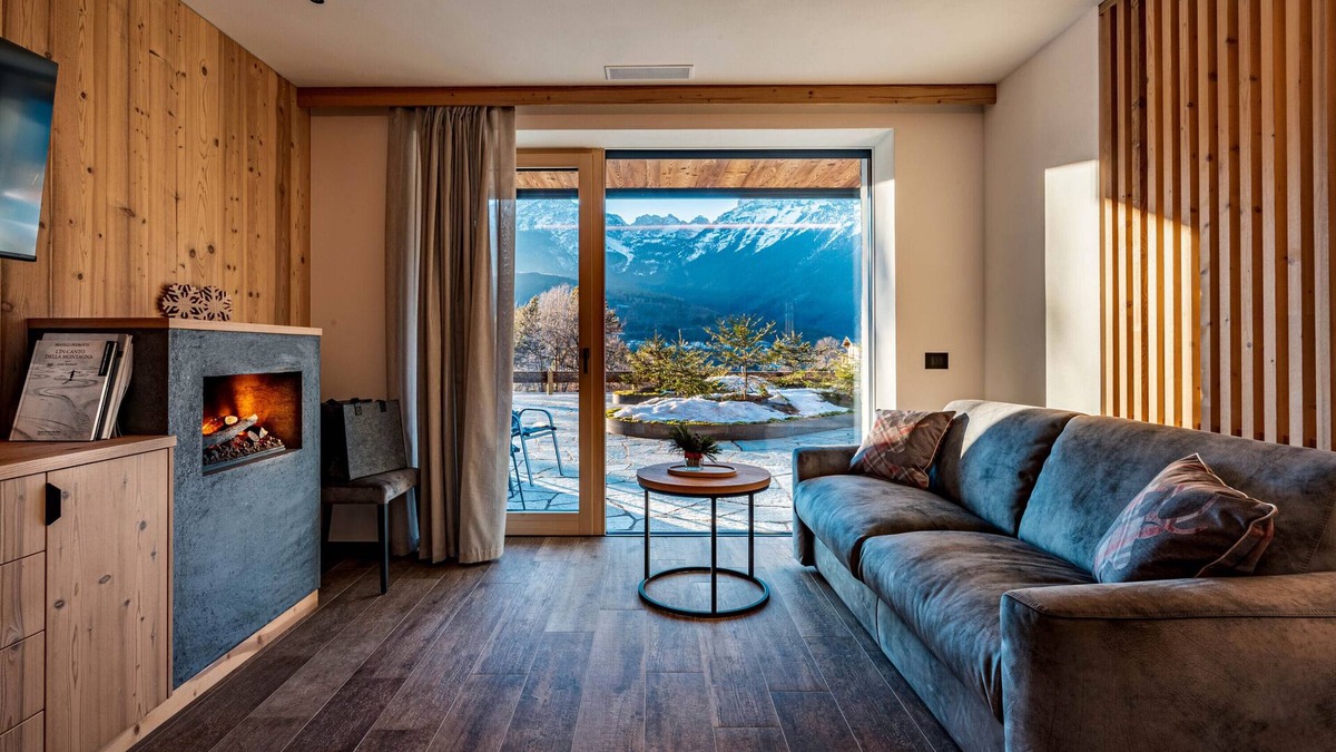 Fai della Paganella Apartment | Apartment 'Bucaneve' with Mountain View, Wi-Fi and Air Conditioning