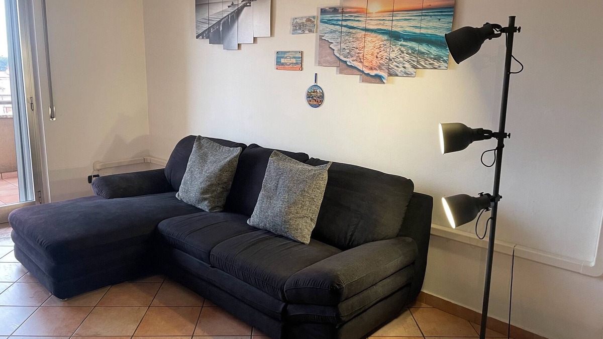 Burago di Molgora Apartment | Apartment 'Burago Flat' with Balcony, Wi-Fi and Air Conditioning