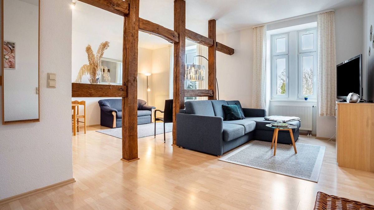 Muritz Apartment | Apartment 'Burgherr 10' in a hotel with Shared Garden, Balcony and Wi-Fi