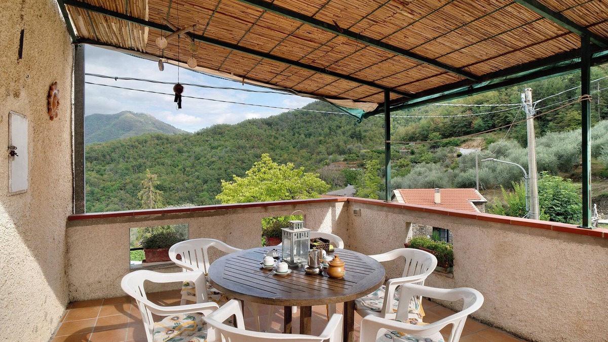 Siglioli Apartment | Apartment "Câ de Bacî" with Private Terrace