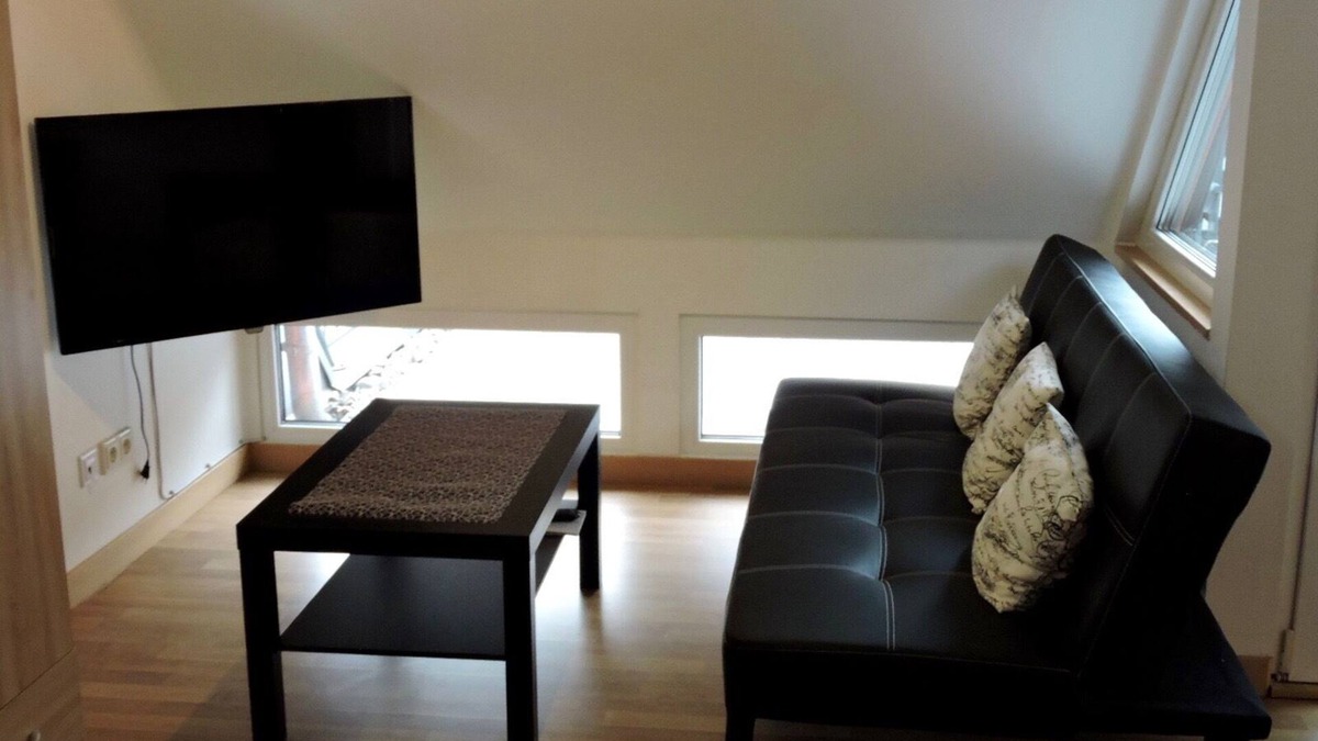 Buhl Apartment | Apartment 'C' with Shared Terrace and Wi-Fi