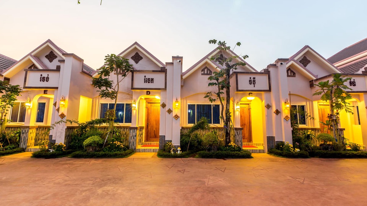 Sangkat Sla Kram Apartment | Apartment C with Swimming Pool - Champei Flower