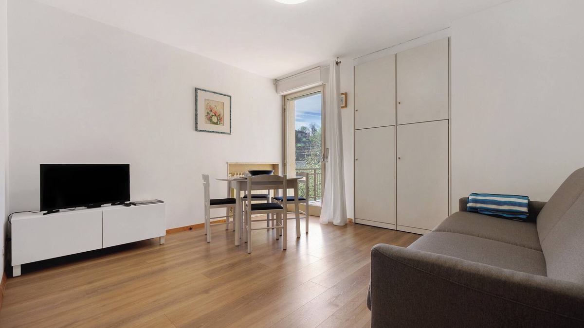Locca Apartment | Apartment 'Ca' Da Rosetta' with Mountain View, Private Terrace and Private Garden