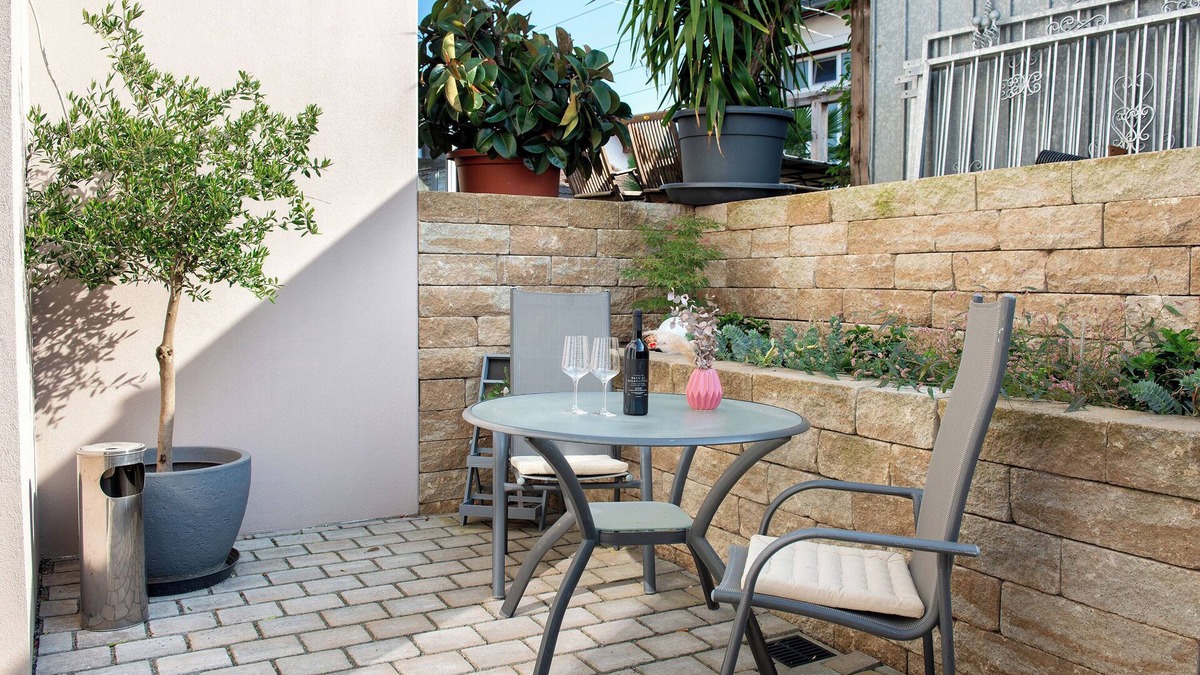 Orsingen-Nenzingen Apartment | Apartment 'Casa Ruf' with Private Terrace and Wi-Fi