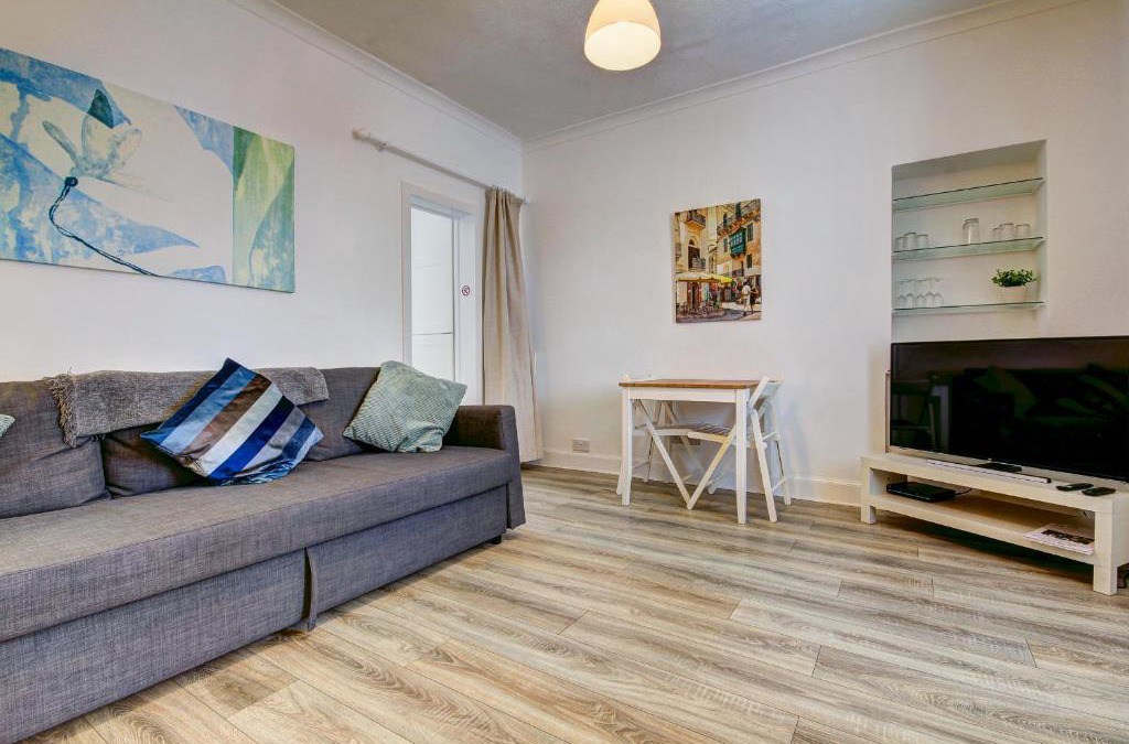 Prestwick Apartment | Apartment Caerlaverock Road