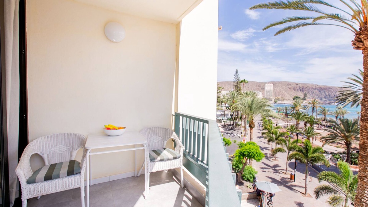 Los Cristianos Apartment | Apartment Carmen Sunrise, Los Cristianos