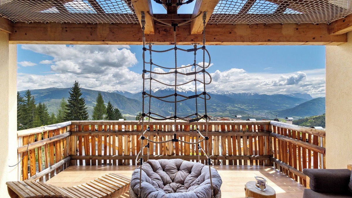 Maranza Apartment | Apartment 'Carpe Diem' with Mountain View, Private Terrace and Wi-Fi