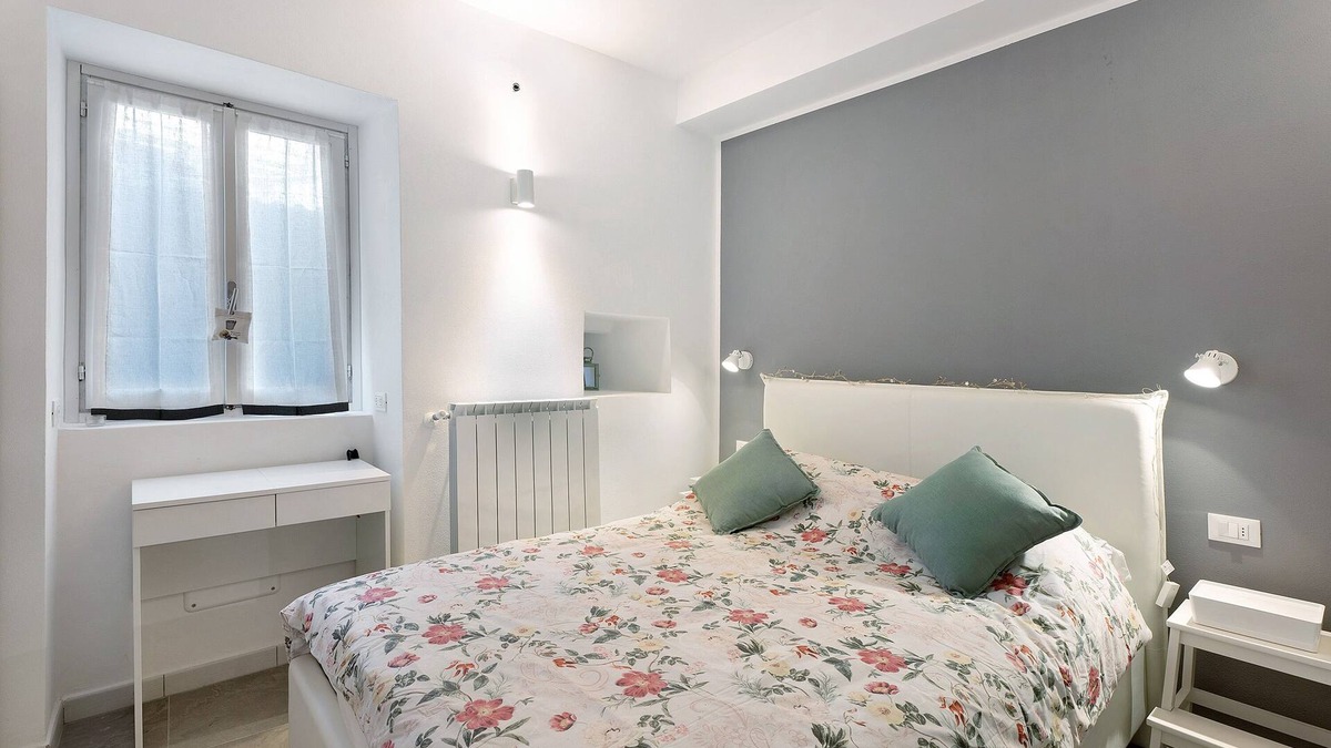 Tapigliano Apartment | Apartment 'Casa al Lago' with Shared Terrace