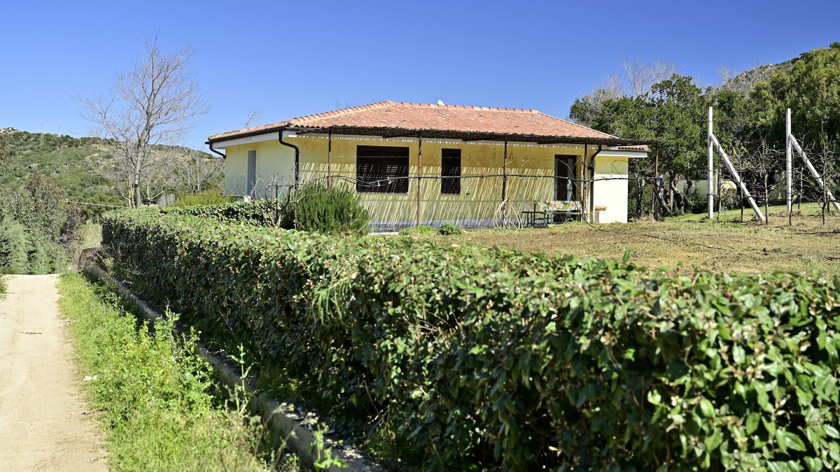 Elini House | Apartment "Casa Corongiu 5" with Mountain View & Shared Garden