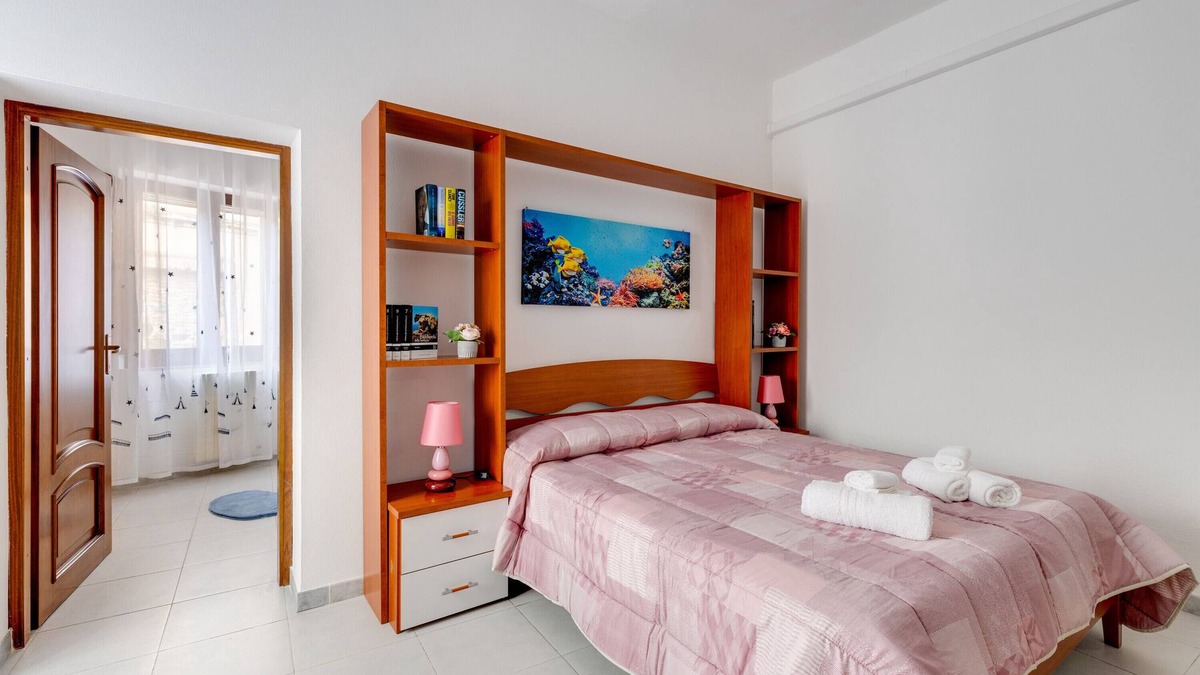 Oristano Historic Centre Apartment | Apartment 'Casa Miriam' with Private Terrace and Air Conditioning
