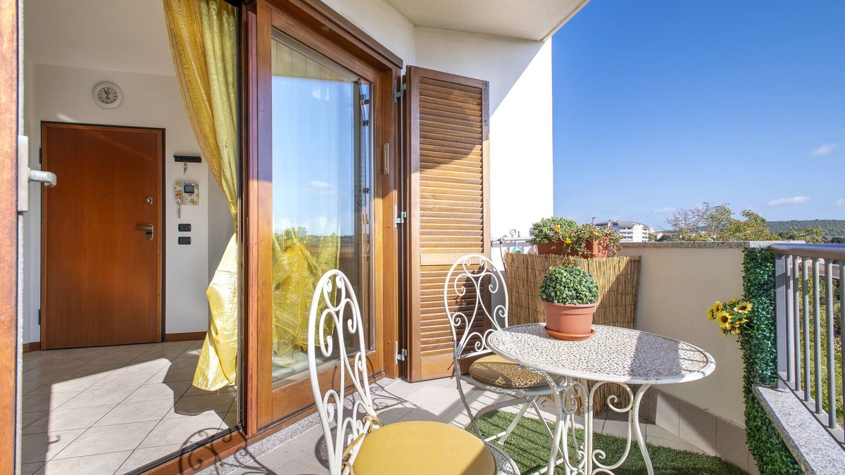 Pivarada Apartment | Apartment 'Casa Vacanze Emma' with Mountain View, Wi-Fi and Air Conditioning