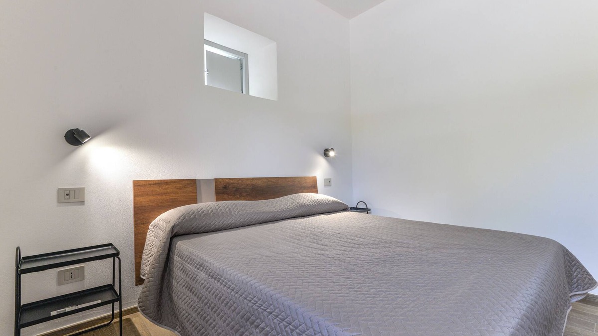 Lacona Apartment | Apartment 'Casina Napoleonica' with Private Garden, Wi-Fi and Air Conditioning