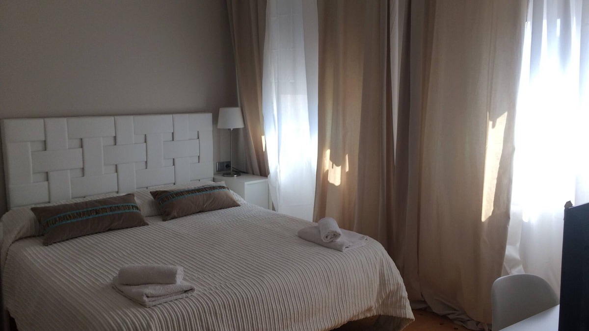 Castelltercol Apartment | Apartment 'Castellterçol' with Mountain View, Private Terrace and Wi-Fi