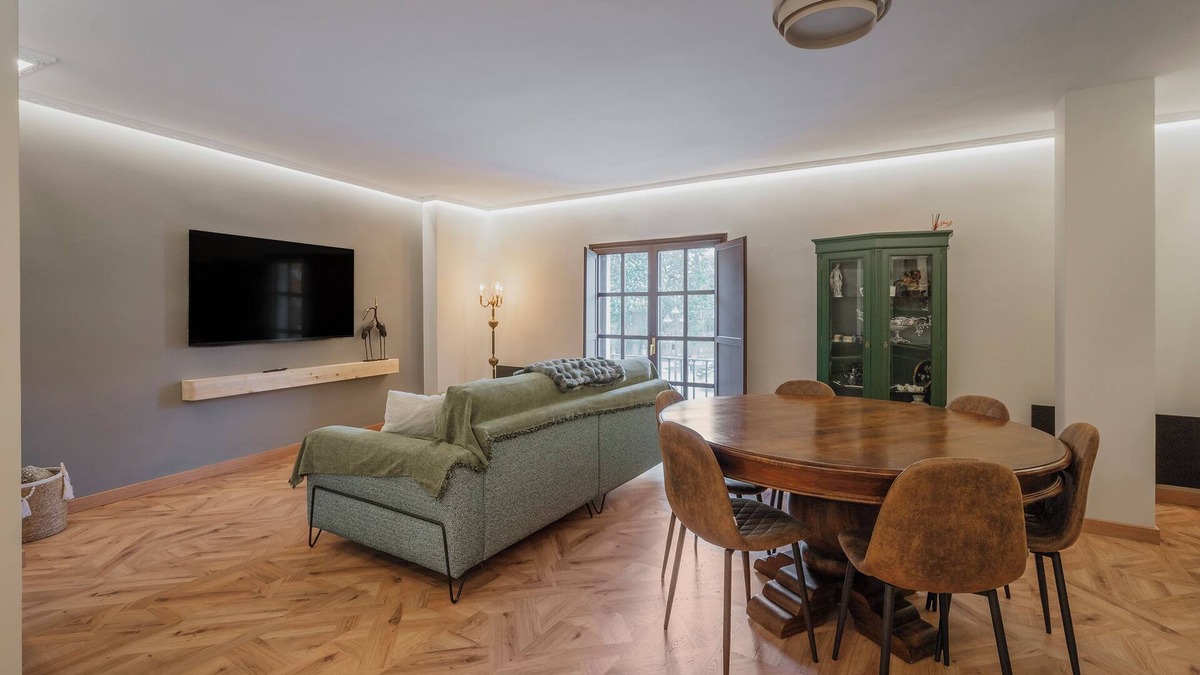 Burgos Apartment | Apartment 'Centro Burgos Real Consulado' with Balcony and Wi-Fi