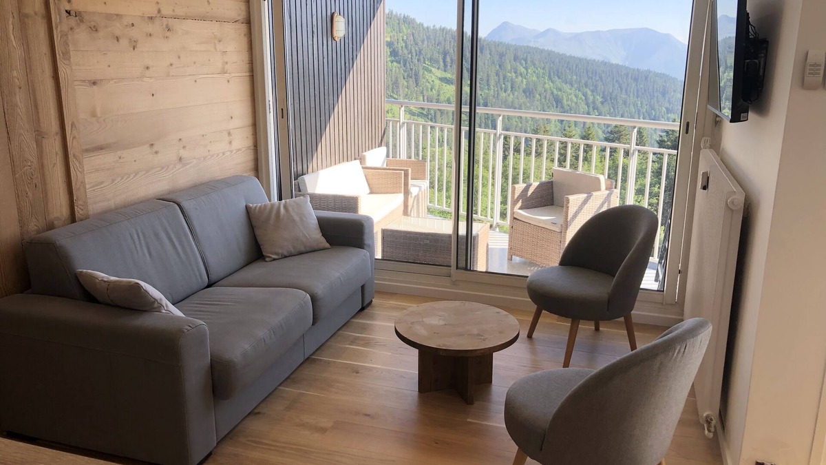 Chamrousse Apartment | Apartment Chamrousse 3 rooms, 6 people