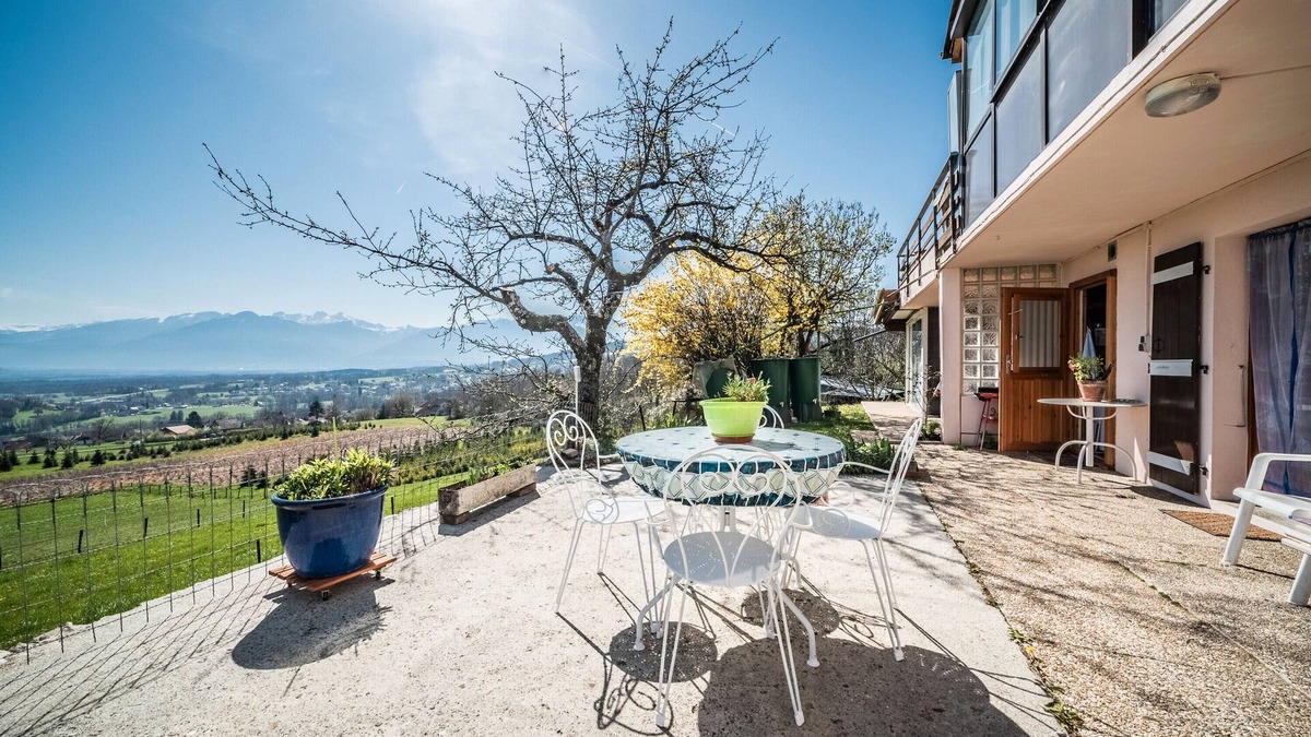 Reignier-Esery Apartment | Apartment 'Charming T2 With View' with Mountain View, Private Terrace and Wi-Fi