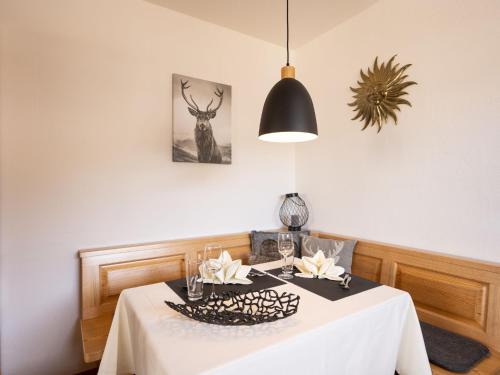 Champfer Apartment | Apartment Chesa Corvatsch 211 - Champfer by Interhome