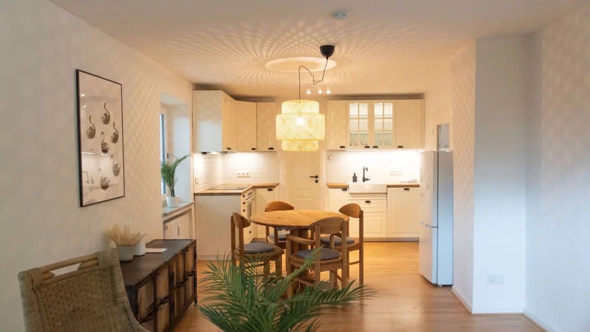 Seeon-Seebruck Apartment | Apartment 'Chiemsee Schwanenloft' with Garden, Wi-Fi and Parking Space