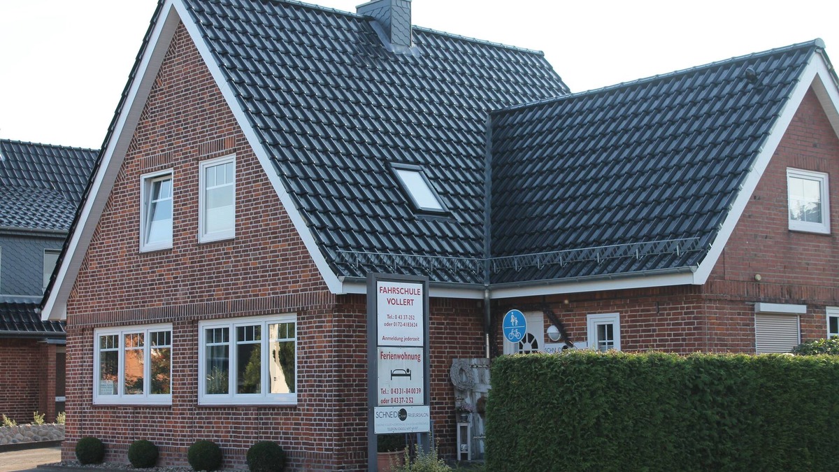 Westerronfeld Apartment | Apartment close to the canal and the canal tunnel
