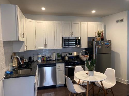 Brewerytown Apartment | Apartment close to Art museum center city