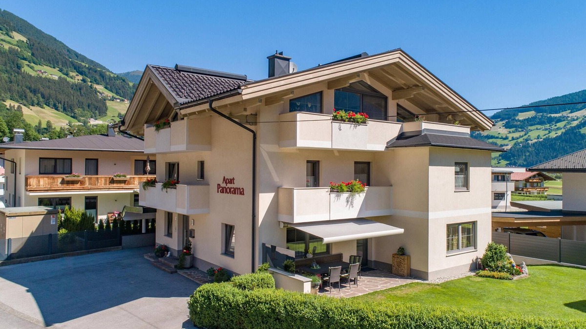 Hoarberg Apartment | Apartment close to ski resort Mayrhofen