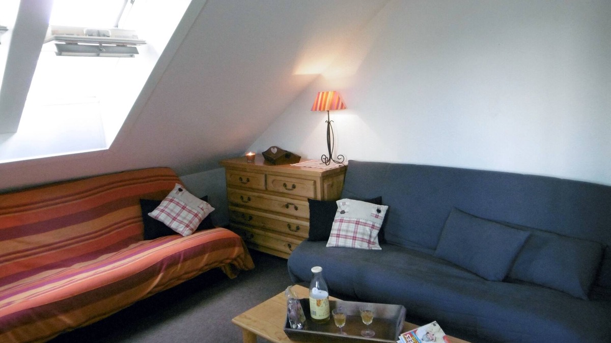 Puy-Saint-Vincent Apartment | Apartment Comfort 6 pers. 47m², at feet of the ski slopes of Puy-Saint-Vincent