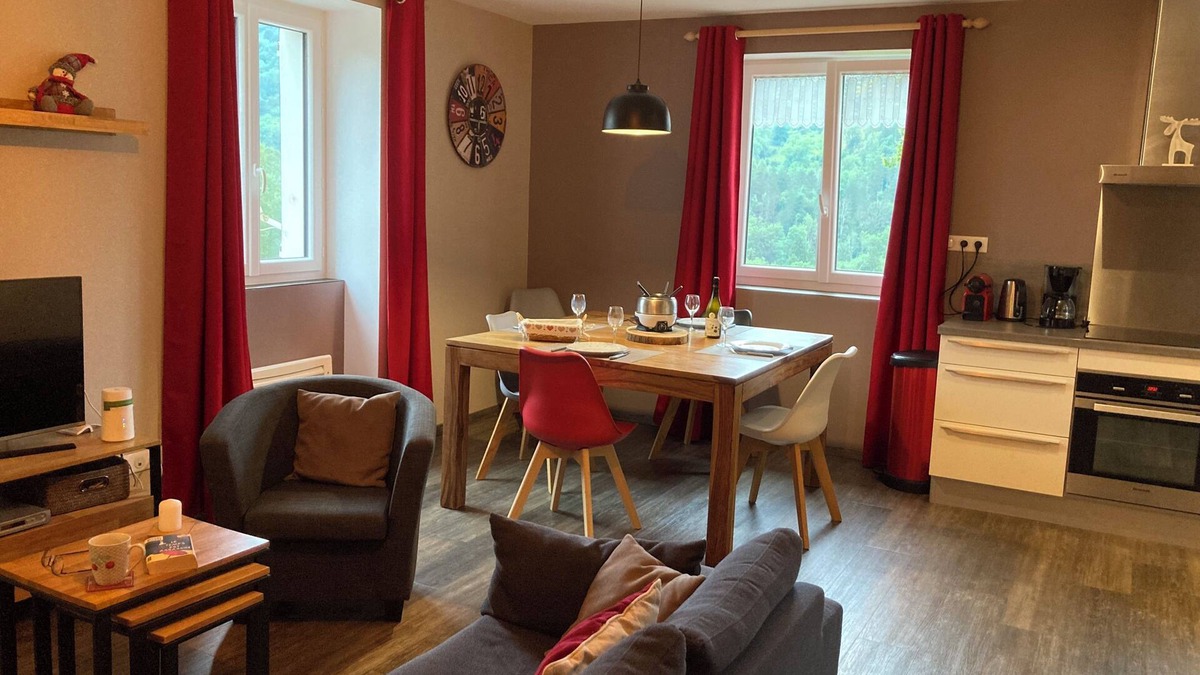 Lelex Apartment | Apartment comfort, 6 pers Lélex ski resort summer