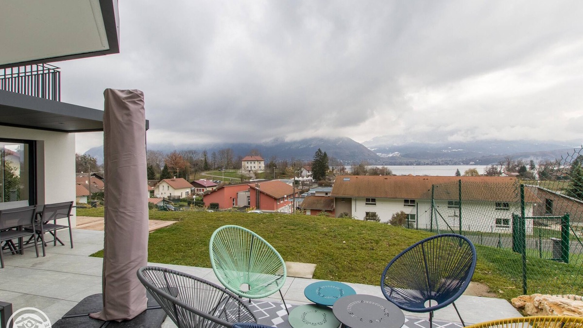Sevrier Apartment | Apartment-Comfort-Ensuite-Lake view-4 Etoiles