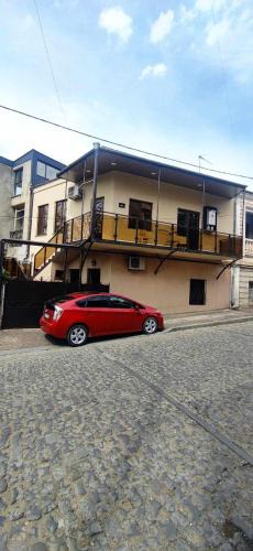 Kutaisi Bed & Breakfast | Apartment Cozy House 1