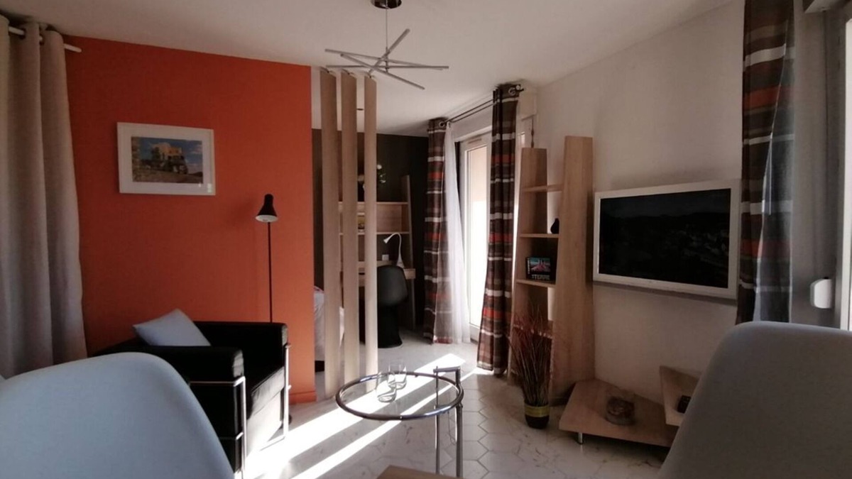 Blagnac Apartment | Apartment Cozy Toulouse-Blagnac prox. Airport - Private Pgk