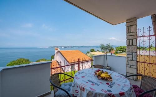 Crveni Vrh Apartment | Apartment Crveni