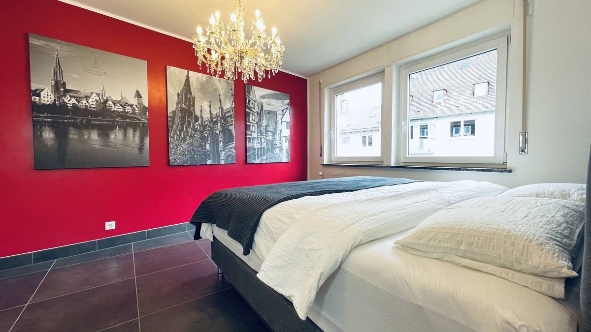 Ulm Apartment | Apartment D - Exclusive 3 room Apartment Cathedral View and XL Balcony