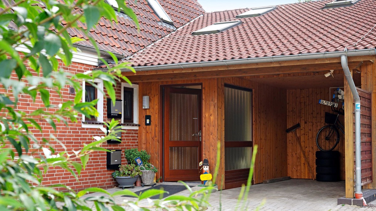 Nordenholz Apartment | Apartment 'Dahl Hude' with Private Terrace, Private Garden and Wi-Fi