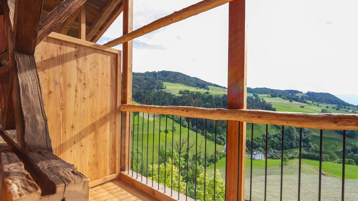 Fie allo Sciliar Apartment | Apartment "Daimlhof Ferienwohnung Moosherz" with Mountain View, Garden, Balcony & Wi-Fi